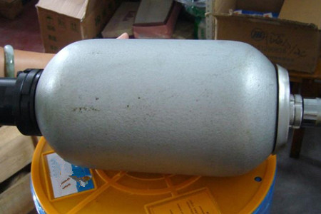 蓄能器的這些功能不知道就吃大虧了!